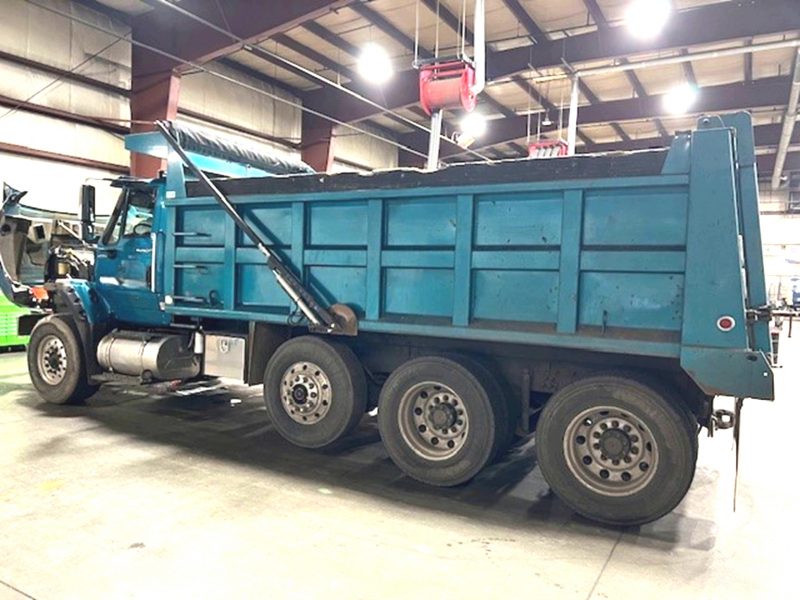 2012 INTERNATIONAL WORKSTAR 7600