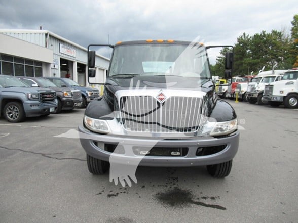 2018 INTERNATIONAL DURASTAR 4300 100112