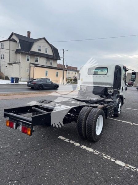 2020 ISUZU NQR 346045