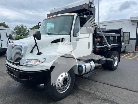 2017 INTERNATIONAL DURASTAR 4300 108395